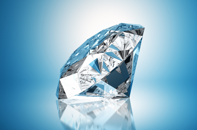 What Makes A Diamond Sparkle?