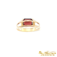 Load image into Gallery viewer, 14K Yellow Gold Split Shank Garnet Ring