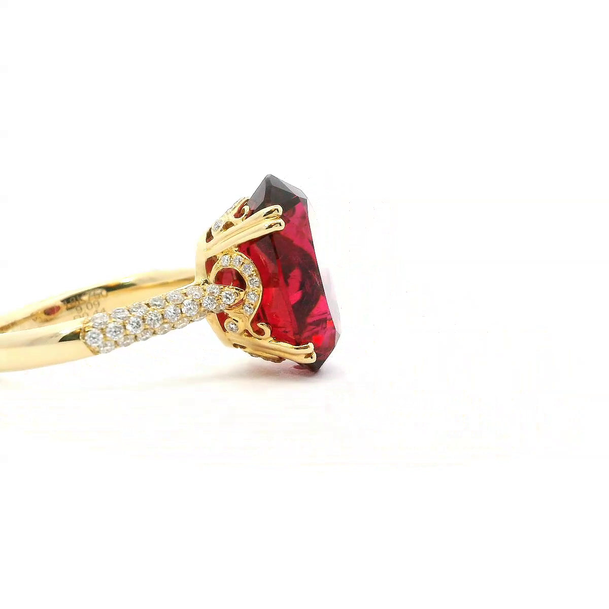 18K Yellow Gold Rubellite and Diamond Ring