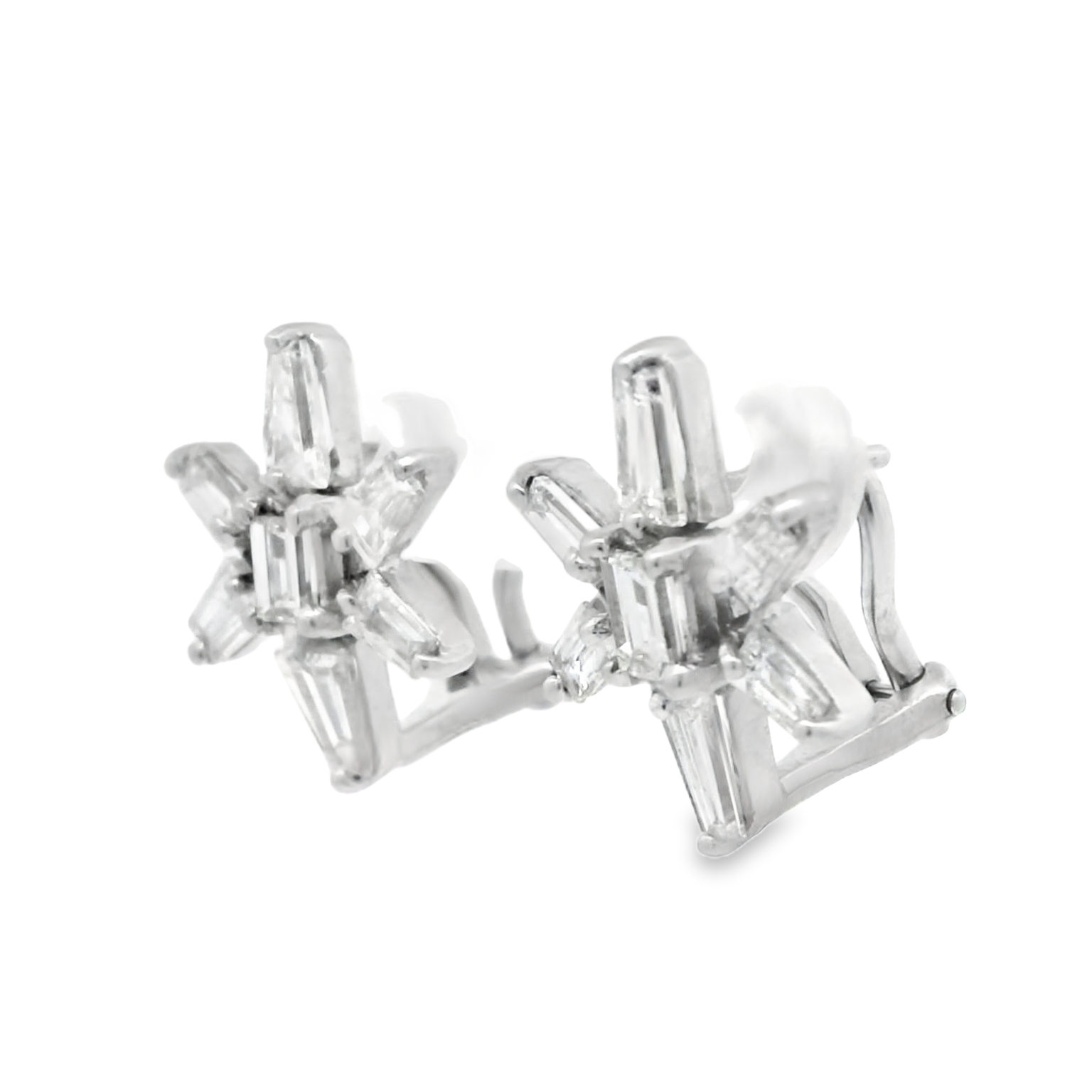 14K White Gold Diamond Star Earrings