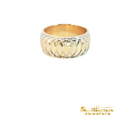 Load image into Gallery viewer, Textured 14KT Yellow Gold Patterned Band Ring
