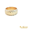 Load image into Gallery viewer, Textured 14KT Yellow Gold Patterned Band Ring
