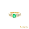 Load image into Gallery viewer, 18K Yellow Gold Emerald Diamond Ring
