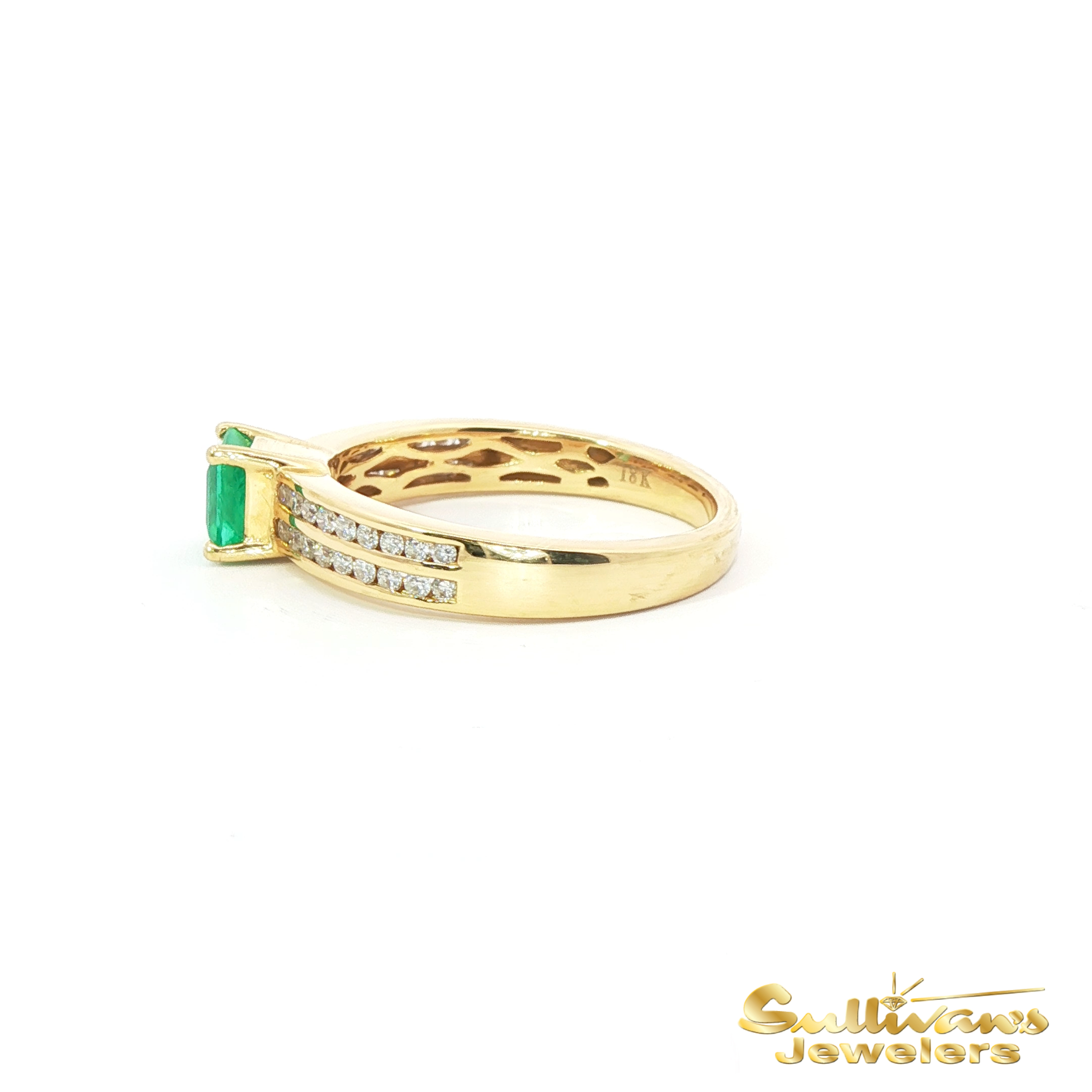 18K Yellow Gold Emerald Diamond Ring