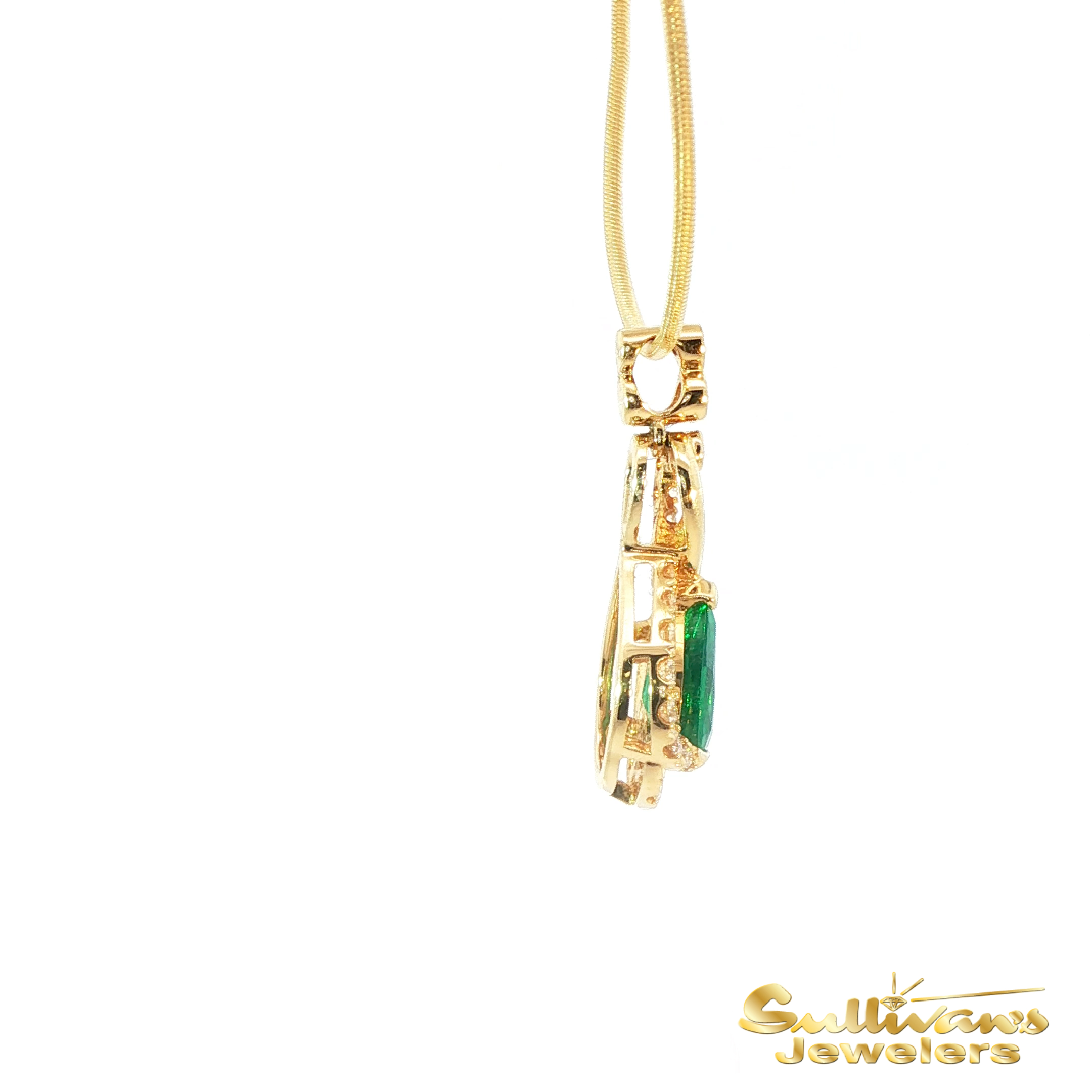 18K Yellow Gold Pear-Shaped Emerald Pendant