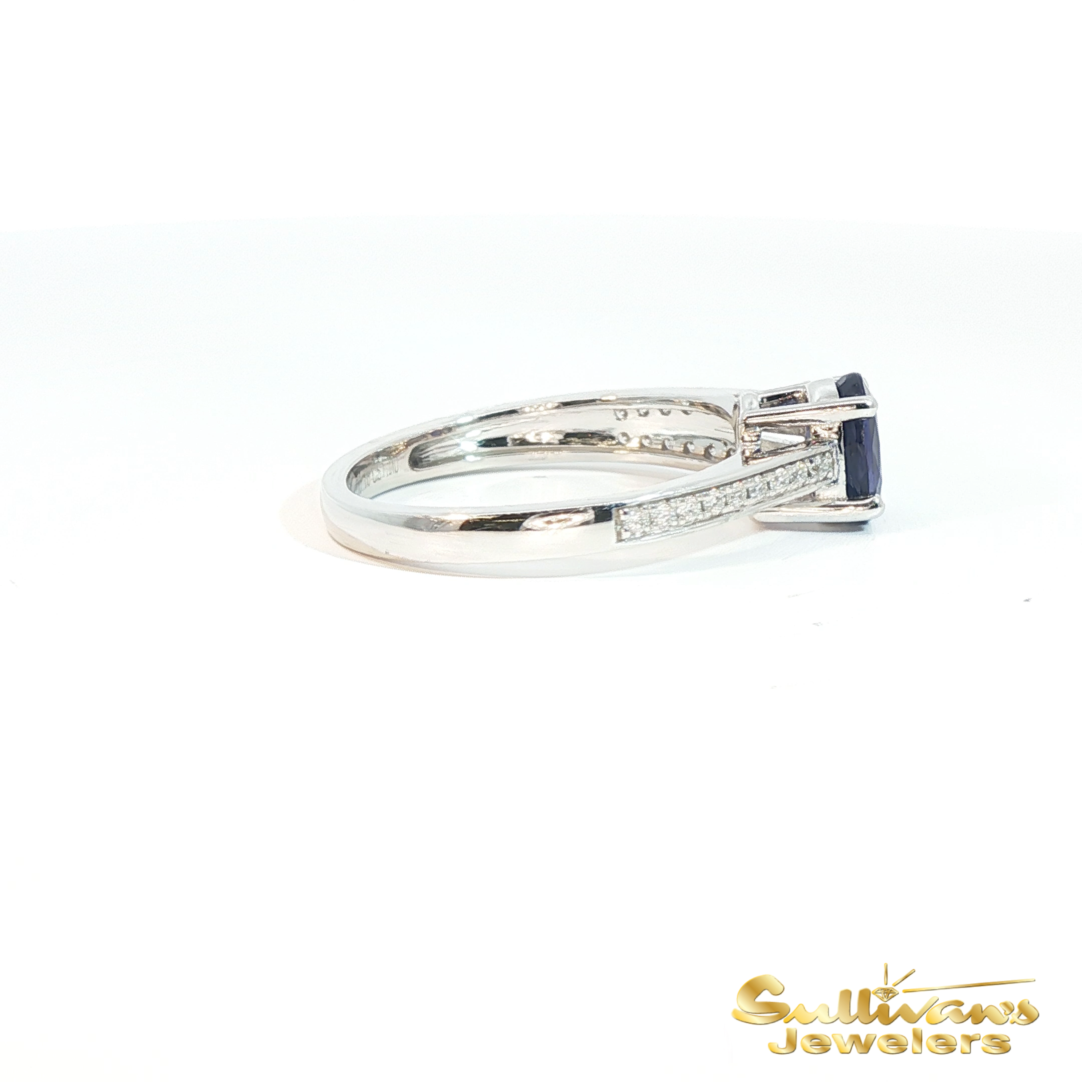 14K White Gold Blue/Purple Sapphire Ring