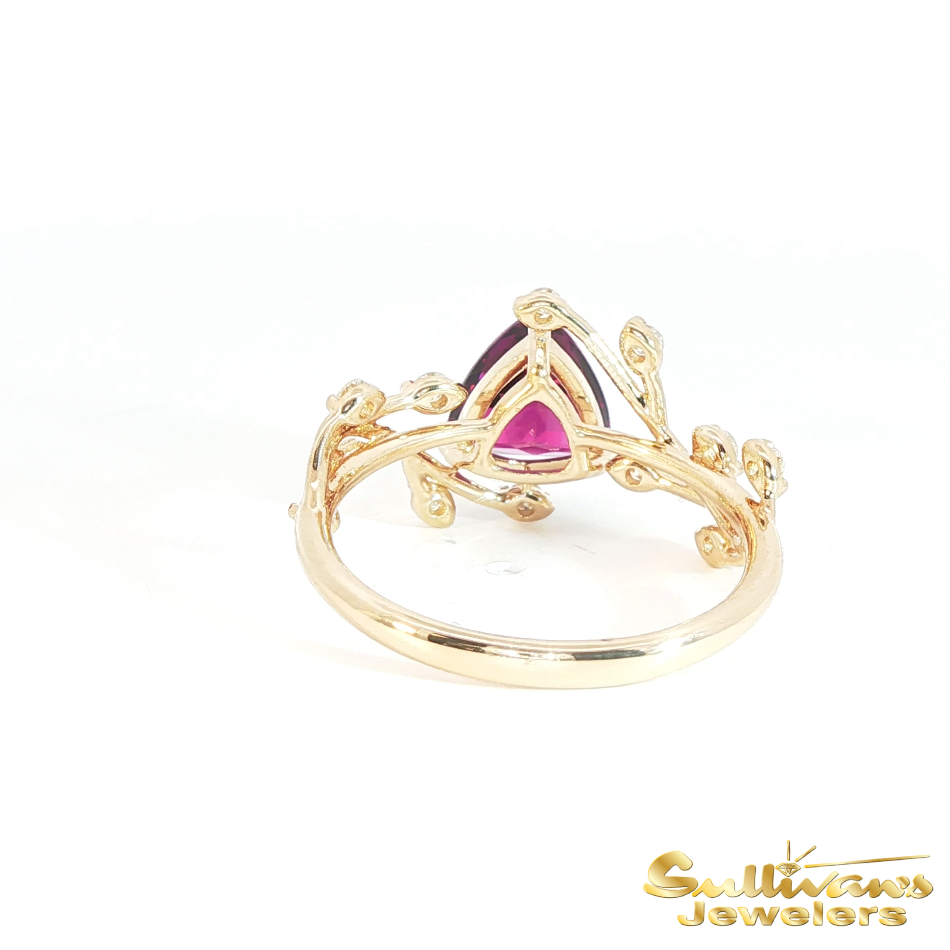 14K Yellow Gold Vine Grape Garnet Ring