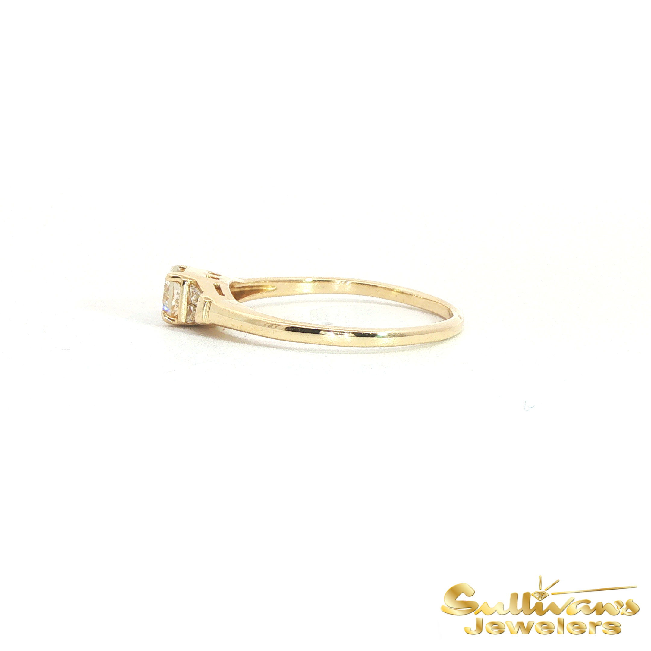 14K Yellow Gold Natural Diamond Ring