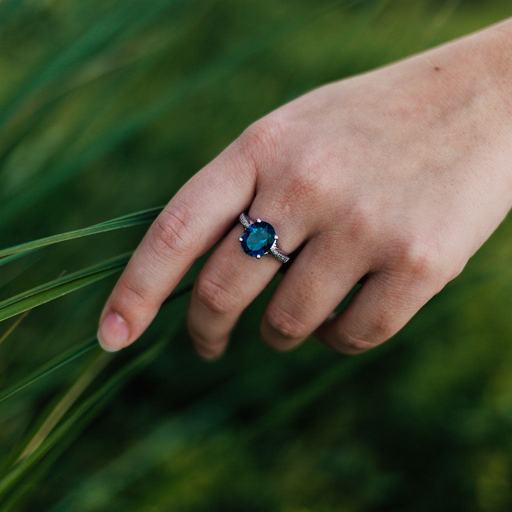 14k White Gold London Blue Topaz Ring