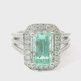 Load and play video in Gallery viewer, 18K White Gold Beryl Mint Ring
